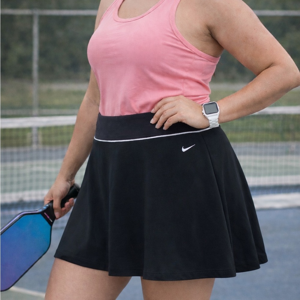 Nike Dri-FIT Black Flowy Skort Size L Pickleball Tennis